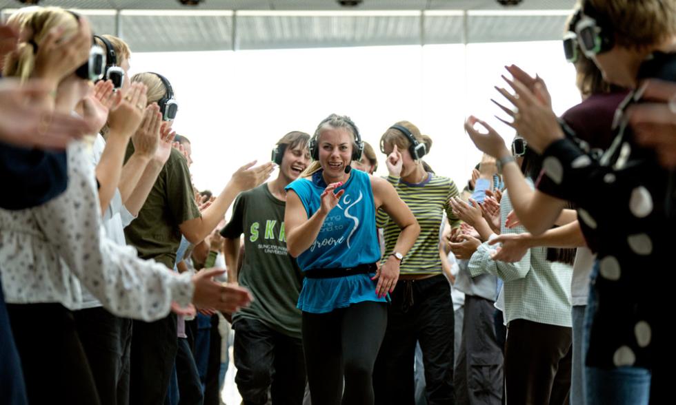 Dans dig glad – Silent Groove (kl. 13.00-14.00)