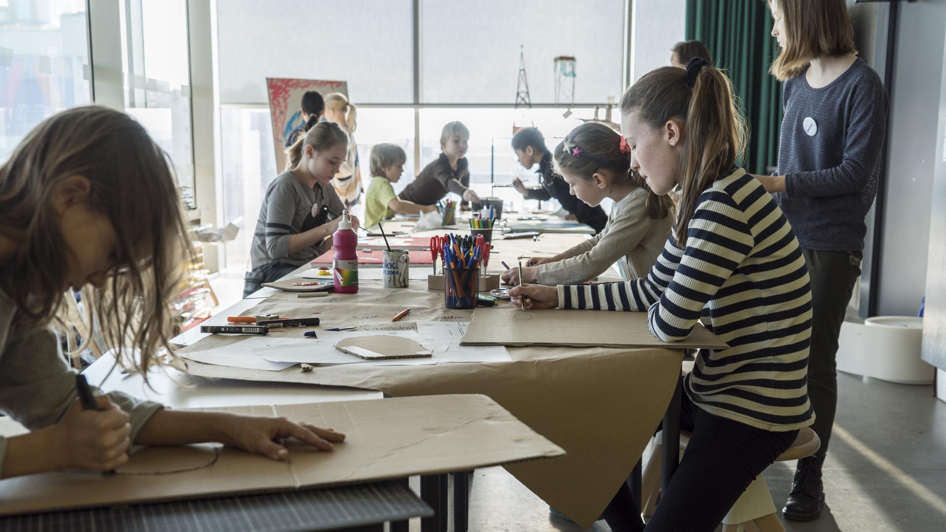 Bibliotekets billedkunstskole i BørneLab