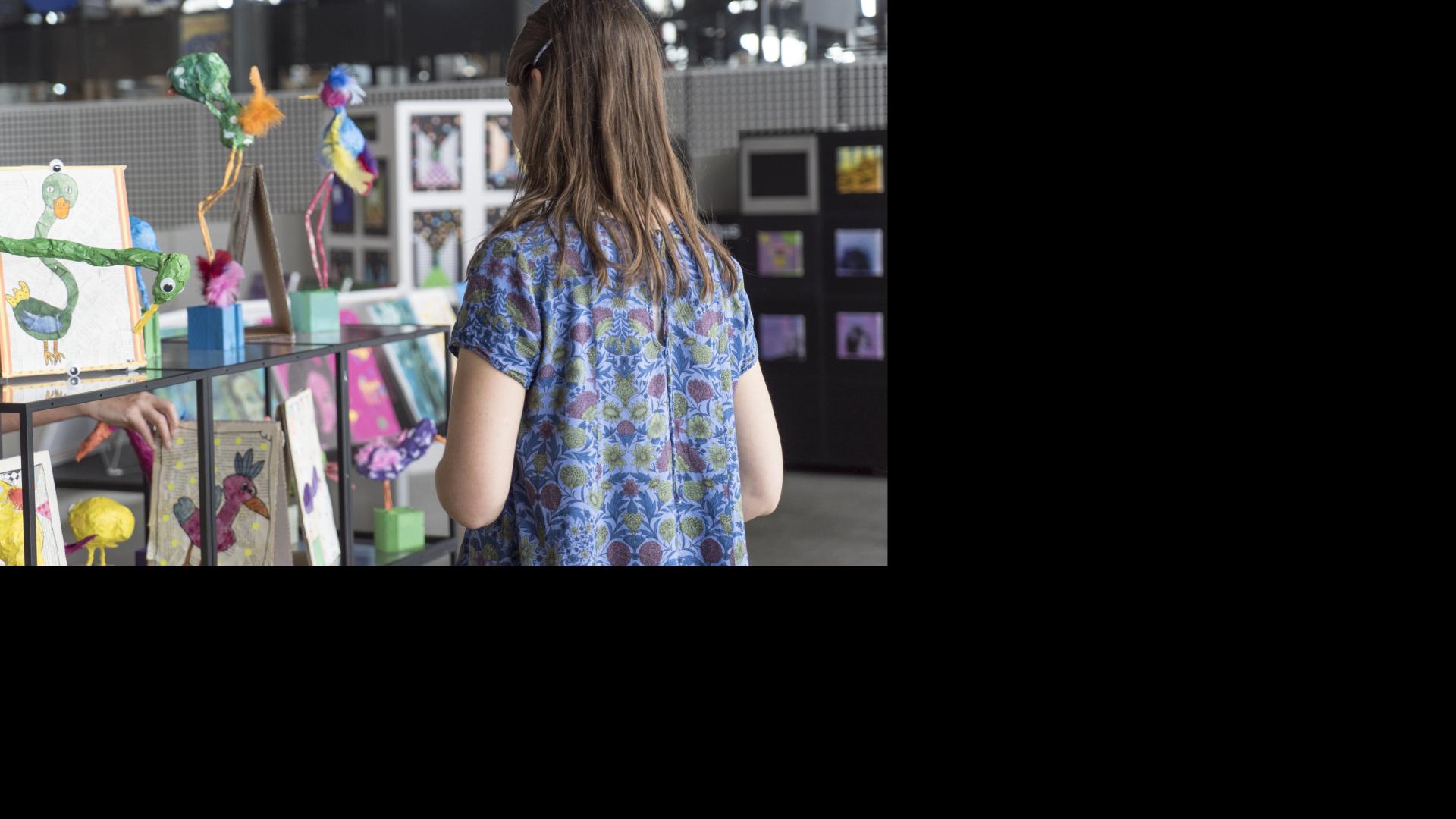 Udstilling af bibliotekets billedkunstskole