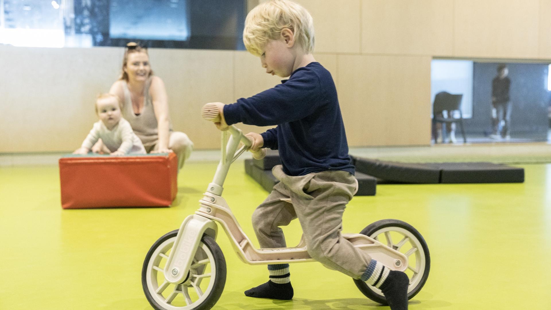 Leg i Æsken - Løbecykel